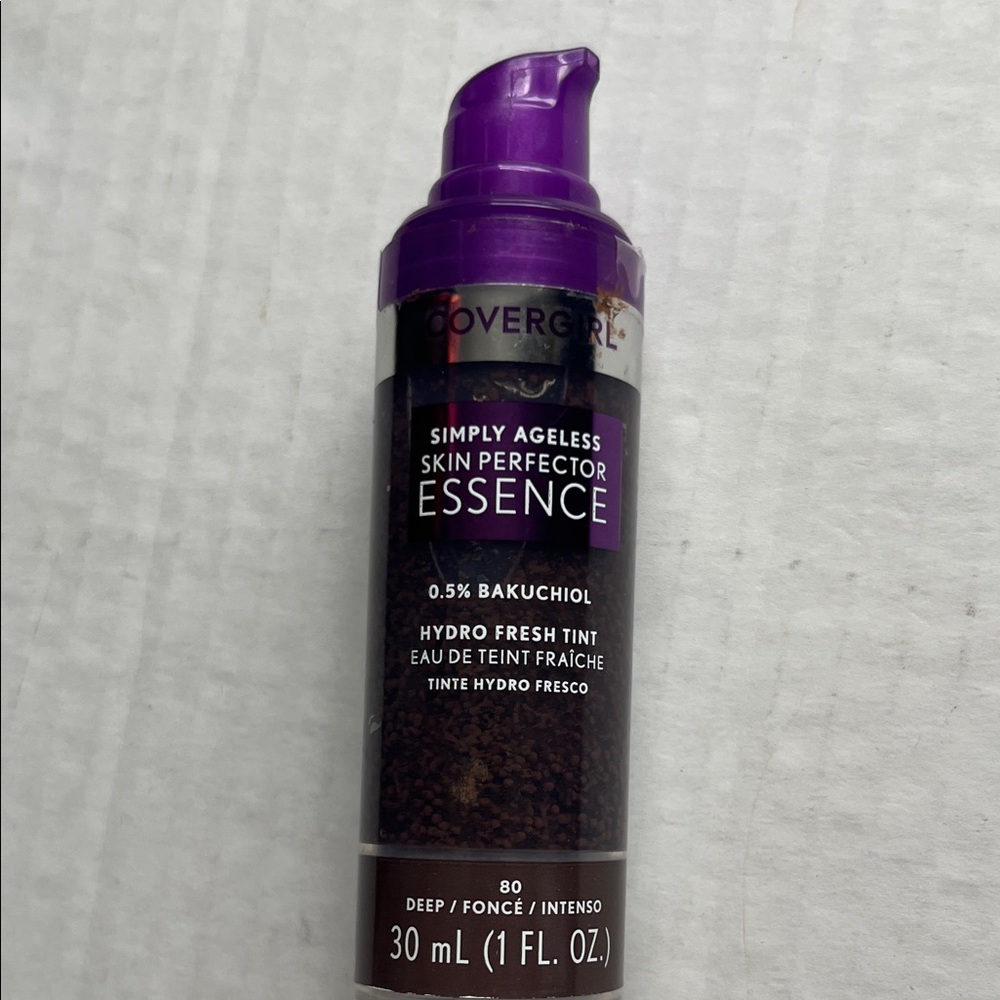 COVERGIRL Simply Ageless Essence; #80